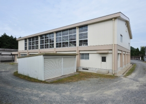 03外観（南東面）.jpg